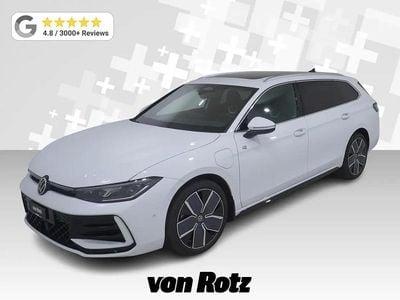 Weiss Neu 2025 VW Passat R-line Kombi | CHF 47’870 (Superpreis)