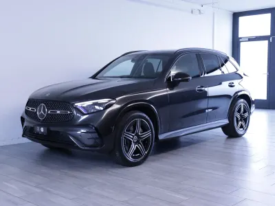 Neu (2026) Mercedes GLC220 AMG line 220 PS