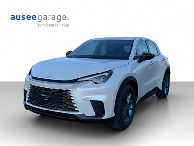 Weiss Gebraucht 2025 Lexus LBX Impression Line SUV | CHF 33’950