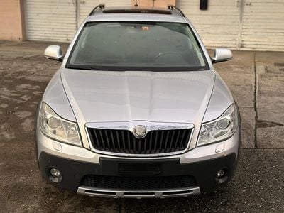 Gebraucht 2009 Skoda Octavia Scout 4x4 Kombi | CHF 2’900 (Teuer)