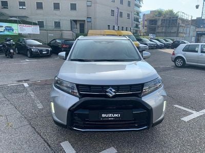 Grau Neu 2025 Suzuki Vitara SUV | CHF 34’780 (Guter Preis)