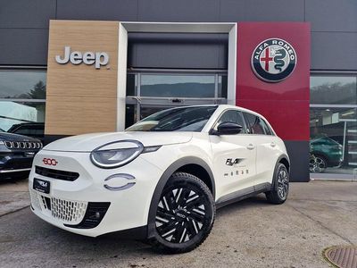 Gebraucht Fiat 600E Red 114 kW (156 PS) 2023 SUV