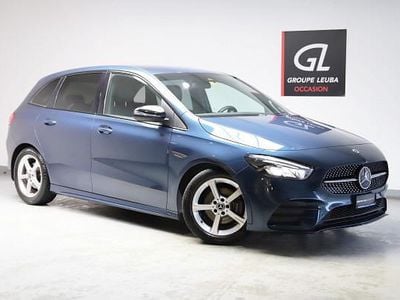 Gebraucht Mercedes B200 AMG line 163 PS (119 kW) 2021 Blau Van / Kleinbus