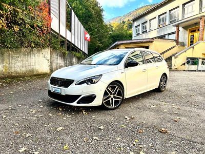 Gebraucht 2015 Peugeot 308 GT Kombi | CHF 10’500 (Etwas zu teuer)