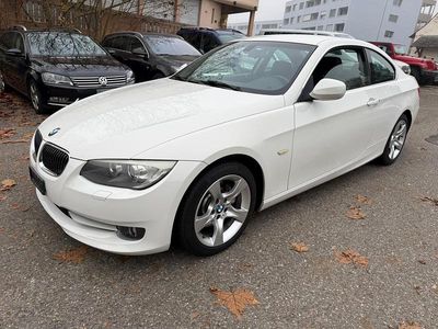 Gebraucht BMW 325 218 PS (160 kW) 2011 Coupé