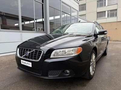 Gebraucht 2008 Volvo V70 Summum Kombi | CHF 7’990