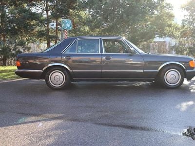 Schwarz Gebraucht 1986 Mercedes 300 SE Limousine | CHF 16’000