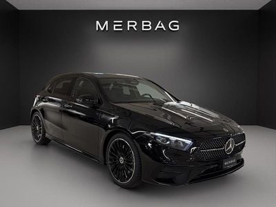 Schwarz Neu 2025 Mercedes A200 Night Limousine | CHF 45’400 (Superpreis)