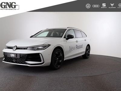 Weiss Gebraucht 2024 VW Passat R-line Kombi | CHF 53’800