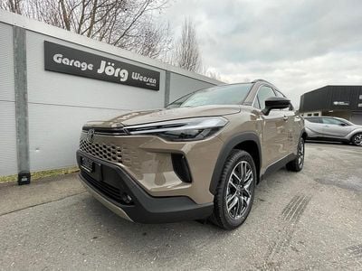 Braun Neu 2025 Toyota Corolla Cross Trend SUV | CHF 43’150 (Guter Preis)