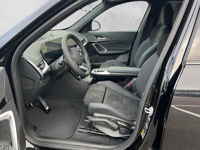 Schwarz Gebraucht 2023 BMW iX1 M Sport SUV | CHF 39’900 (Guter Preis)