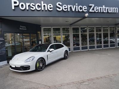 Porsche Panamera 4S