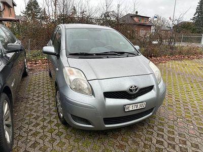 Gebraucht Toyota Yaris Luna 99 PS (72 kW) 2010 Kleinwagen