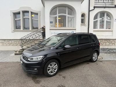 Schwarz Gebraucht 2025 VW Touran Highline Van / Kleinbus | CHF 35’150 (Etwas zu teuer)
