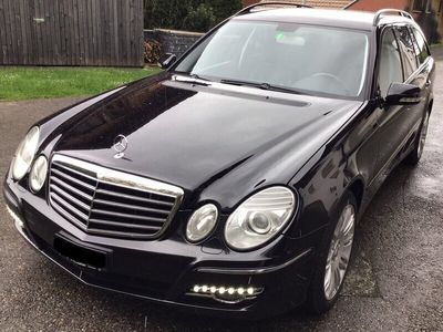 Mercedes E320