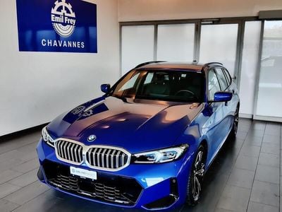 Blau Gebraucht 2023 BMW 320e Shadowline Kombi | CHF 42’900 (Fairer Preis)