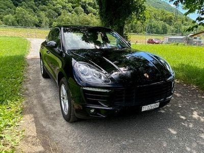 Porsche Macan S