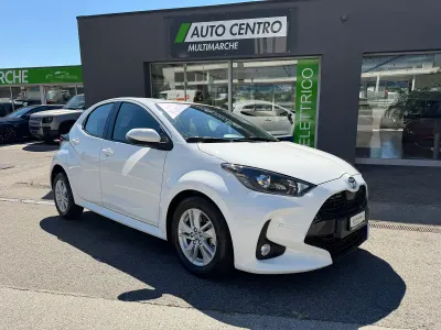 Neu (2026) Toyota Yaris Comfort 116 PS | Seltenes Fahrzeug