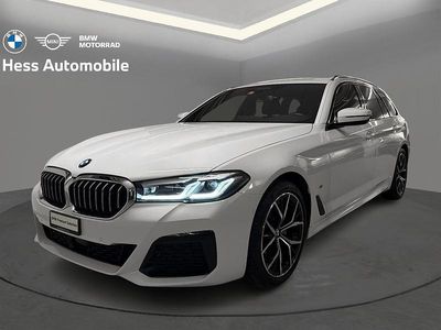 Weiss Gebraucht 2023 BMW 520 Shadowline Kombi | CHF 44’500 (Etwas zu teuer)