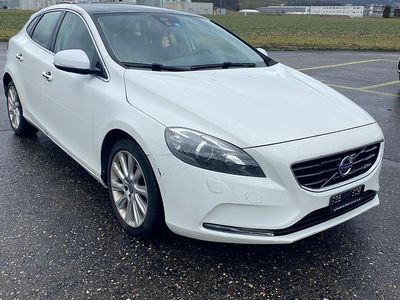 Gebraucht Volvo V40 Summum 115 PS (84 kW) 2012 Kleinwagen