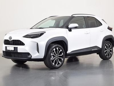 Weiss Neu 2025 Toyota Yaris Cross Trend SUV | CHF 34’950 (Superpreis)