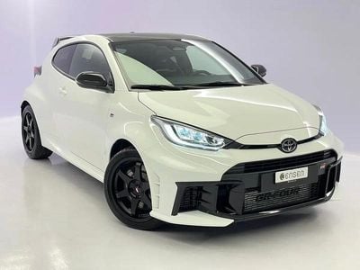 Neu Toyota Yaris Sport 280 PS (205 kW) 2026 Weiss Kleinwagen