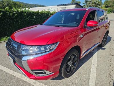Mitsubishi Outlander P-HEV