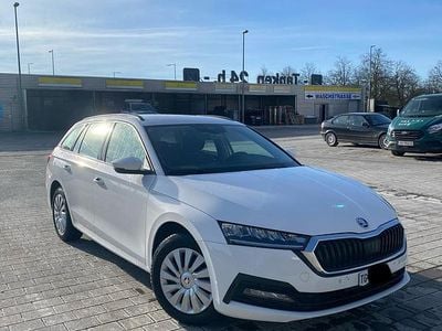Gebraucht Skoda Octavia Ambition 115 PS (84 kW) 2022 Kombi