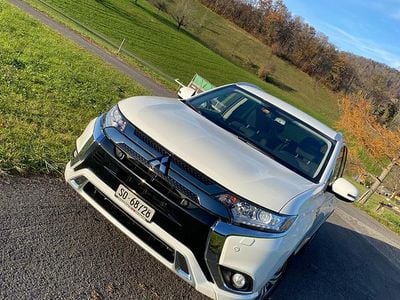 Mitsubishi Outlander P-HEV