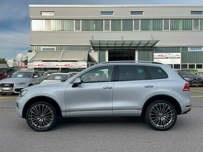 gebraucht VW Touareg 3.0 TSI Hybrid Tiptronic