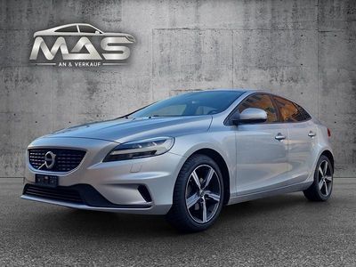 Gebraucht Volvo V40 R-Design Momentum 120 PS (88 kW) 2016 Limousine