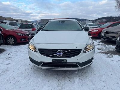 Gebraucht 2017 Volvo V60 CC Momentum Kombi | CHF 6’500