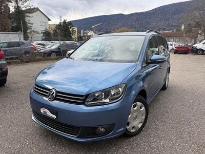 Gebraucht VW Touran Comfortline 140 PS (102 kW) 2013 Van / Kleinbus