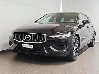Schwarz Gebraucht 2021 Volvo V60 Inscription Kombi | CHF 35’500 (Etwas zu teuer)