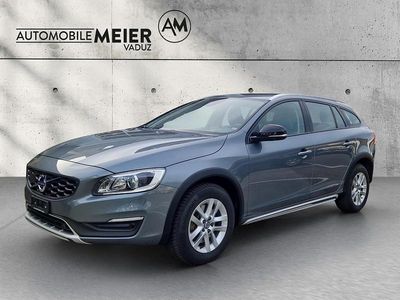Gebraucht 2018 Volvo V60 CC Executive Kombi | CHF 19’450