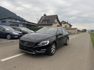 Gebraucht 2015 Volvo V60 Summum Kombi | CHF 7’212