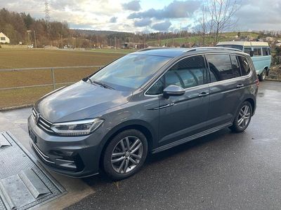 Gebraucht 2016 VW Touran Highline Van / Kleinbus | CHF 15’950 (Etwas zu teuer)