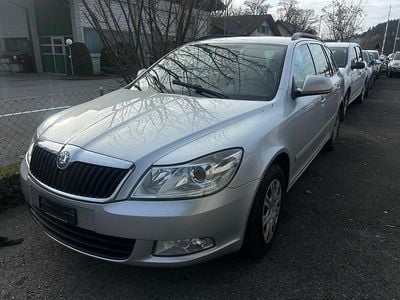 Gebraucht 2012 Skoda Octavia Ambition Kombi | CHF 2’700