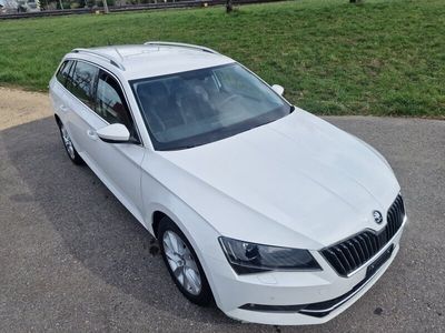 gebraucht Skoda Superb Combi 2.0 TDi Ambition DSG