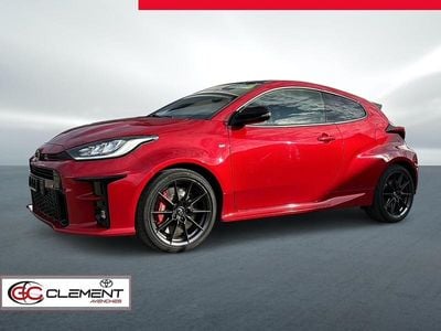 Rot Gebraucht 2021 Toyota Yaris Sport Limousine | CHF 26’900 (Superpreis)