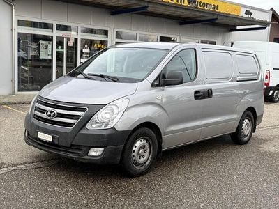Gebraucht Hyundai H-1 136 PS (100 kW) 2016 Van / Kleinbus