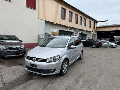 Gebraucht 2011 VW Touran Highline Van / Kleinbus | CHF 6’900 (Guter Preis)