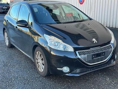 Gebraucht 2012 Peugeot 208 Allure Kleinwagen | CHF 2’500 (Superpreis)