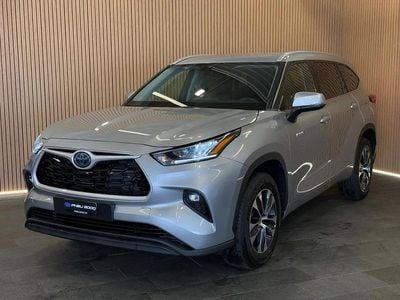 Silber Neu 2025 Toyota Highlander SUV | CHF 56’840