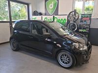 gebraucht VW up! 1.0 MPI 75 BMT Black / White