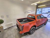 Neu Isuzu D-Max 163 PS (119 kW) 2025 Orange Abholung