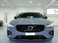 Gebraucht Volvo V60 R-Design 250 PS (183 kW) 2021 Kombi