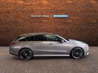 Gebraucht Mercedes CLA250 224 PS (164 kW) 2024 Grau Limousine