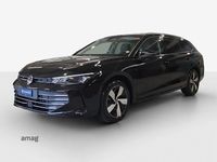Gebraucht VW Passat Business 150 PS (110 kW) 2024 Grenadill black metallic Kombi