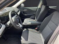 Neu BMW iX1 Shadowline 225 kW (306 PS) 2025 Silber SUV